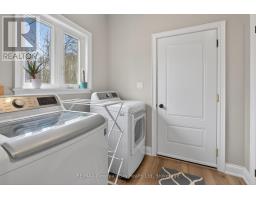 Bathroom - 73 Polish Avenue, Penetanguishene, ON L9M1W8 Photo 11