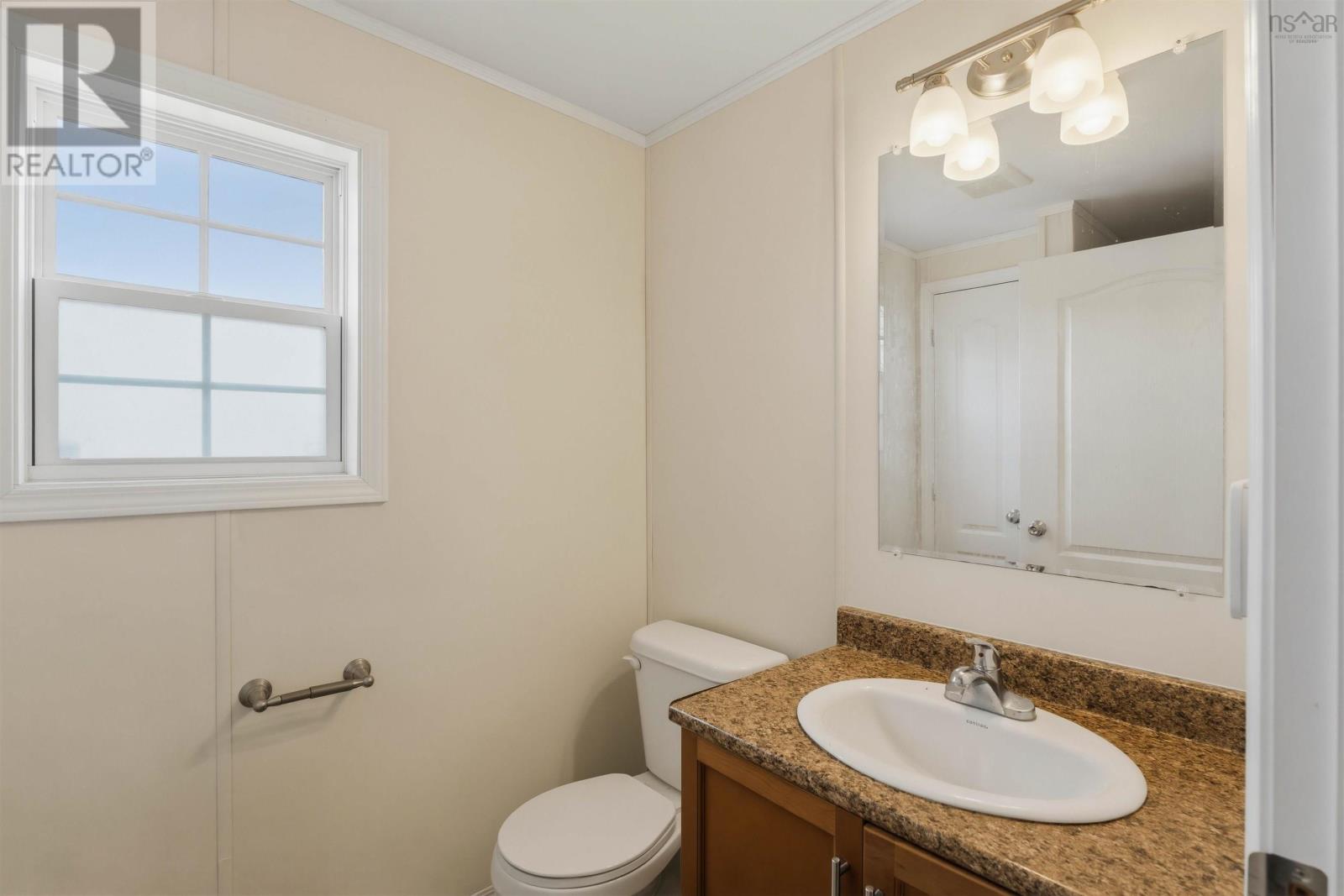 63 Douglas Avenue - 20