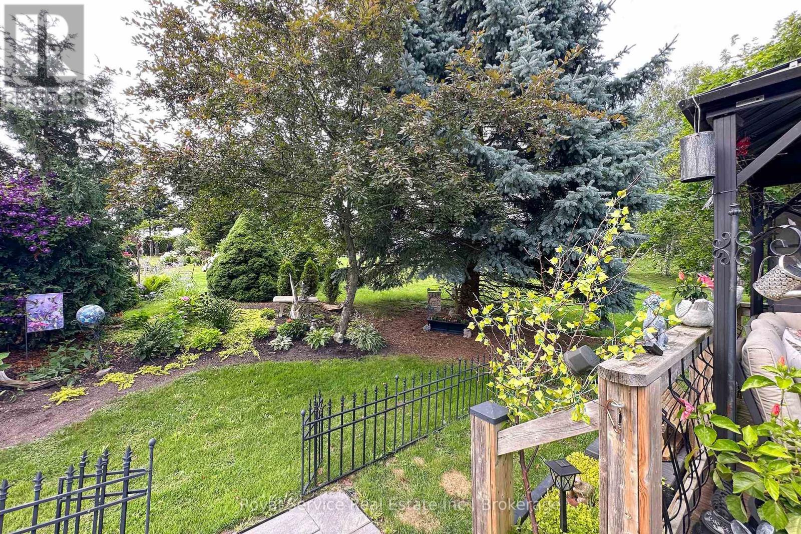 27 CORNERBROOK COURT - Image 35