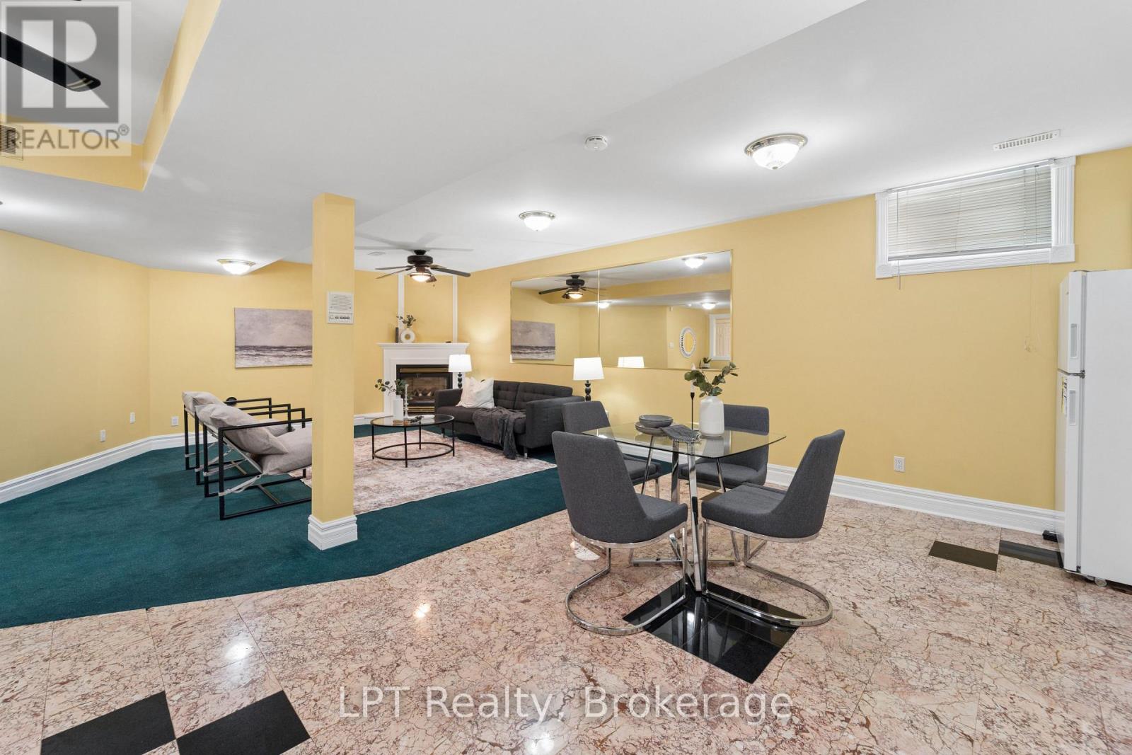 1 MAYFIELD CRESCENT - Image 37