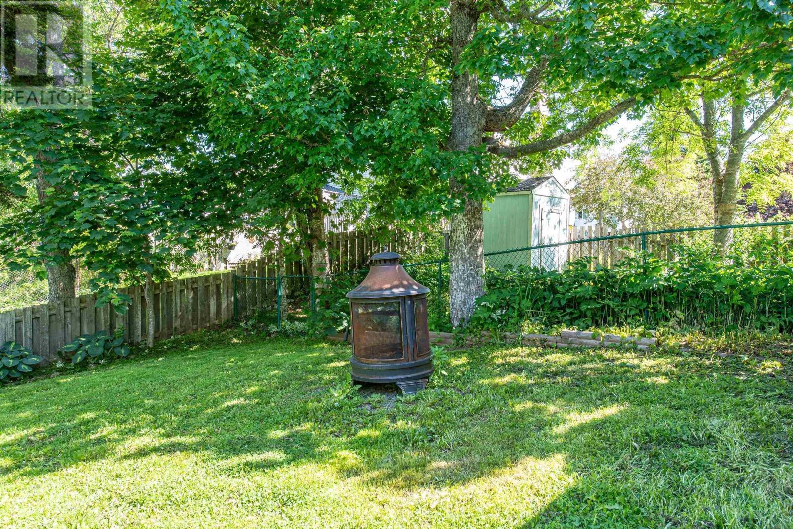 Property 33 of 39 of 46 Silver Maple Drive