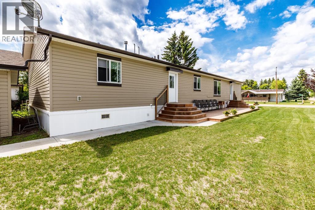 4705 45 Avenue - 29