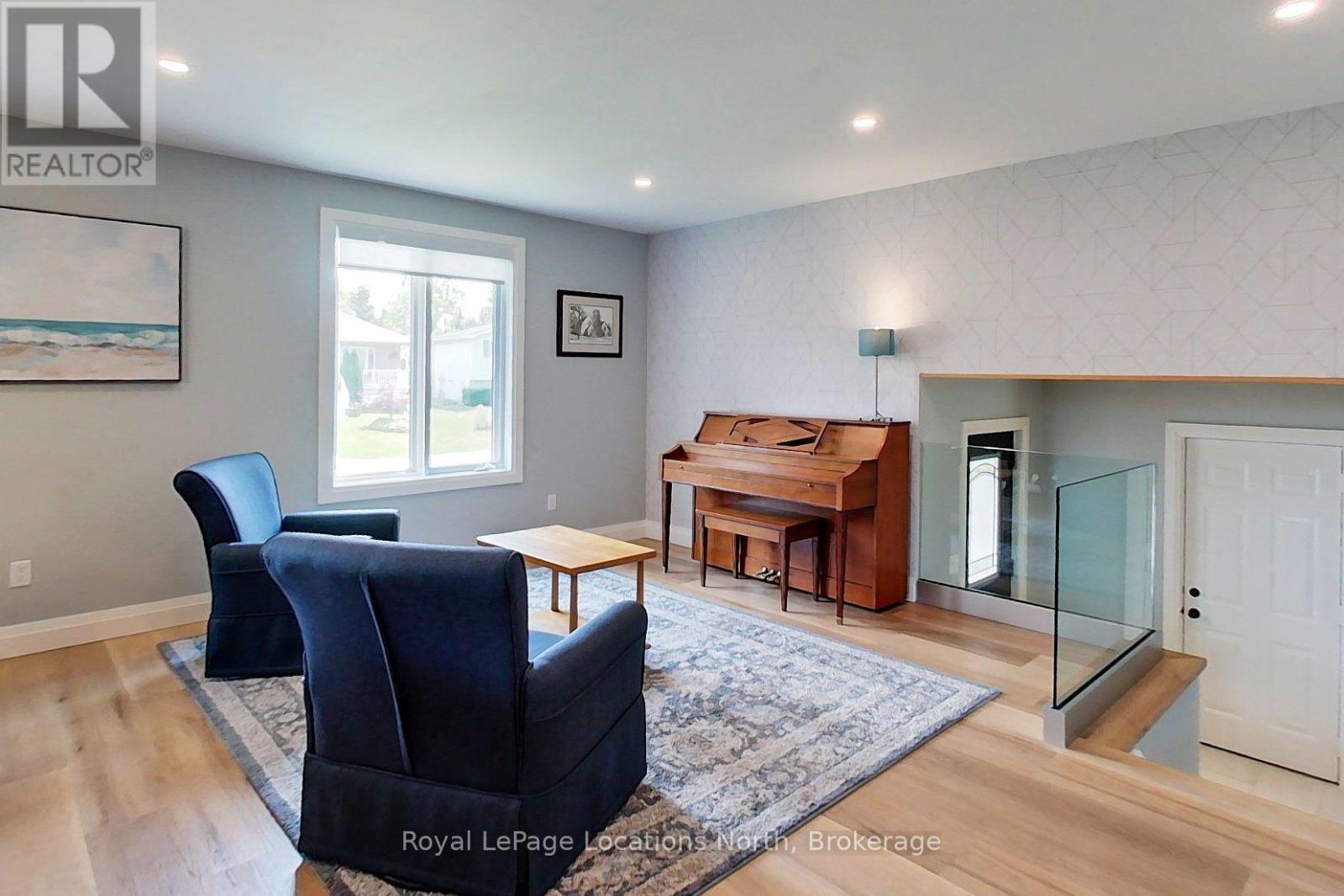 54 ALBERY COURT - 12