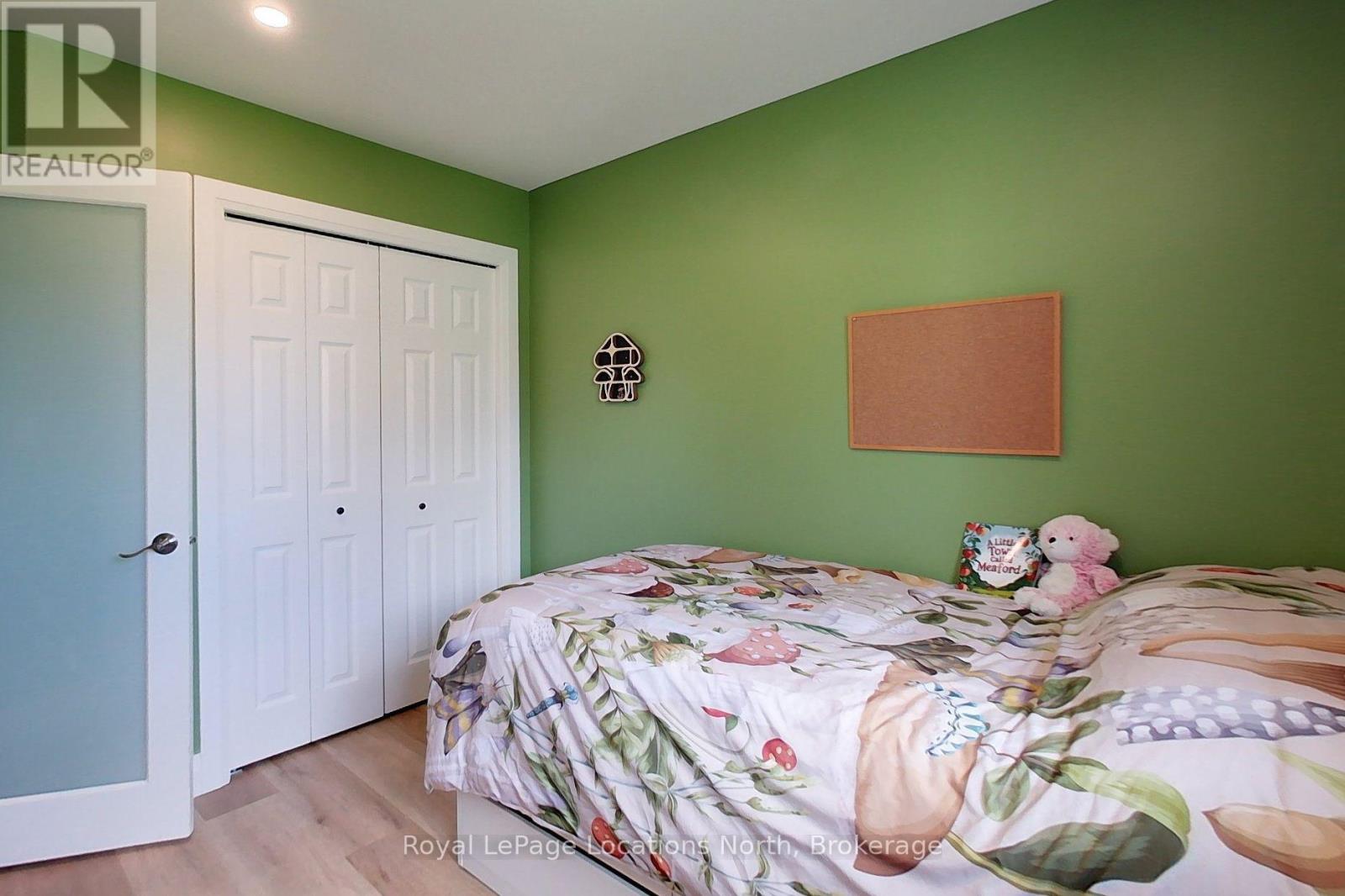 54 ALBERY COURT - 22