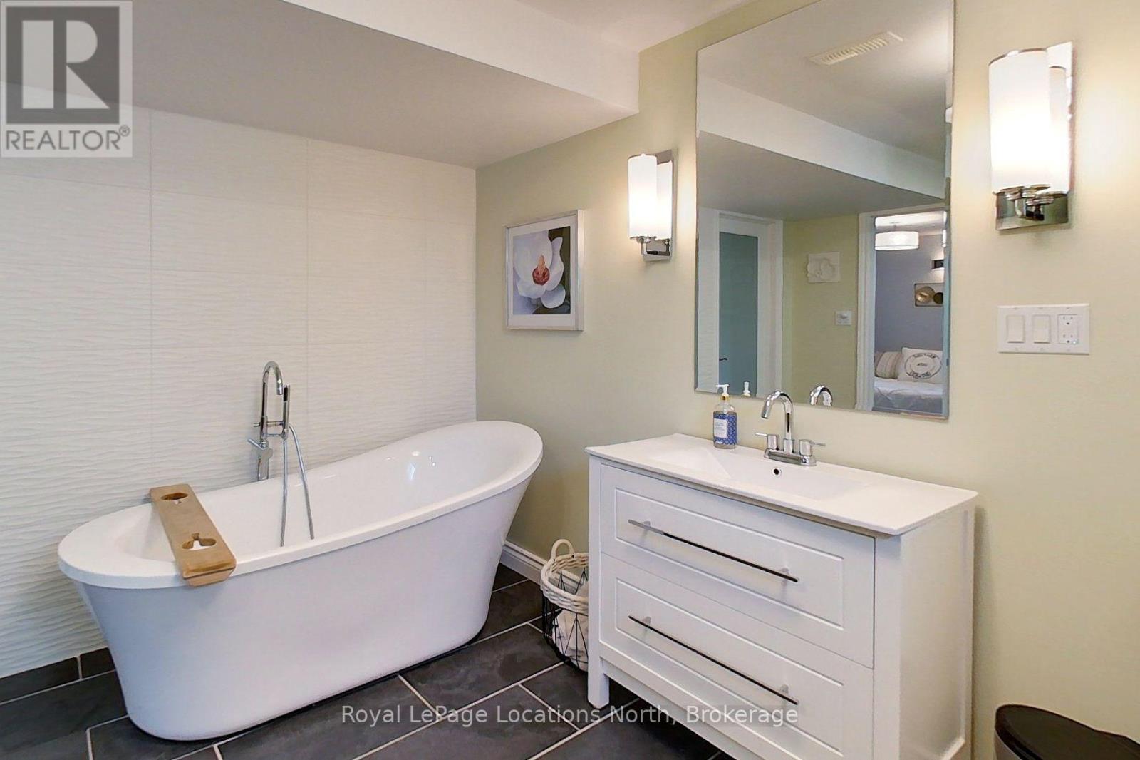 54 ALBERY COURT - 33