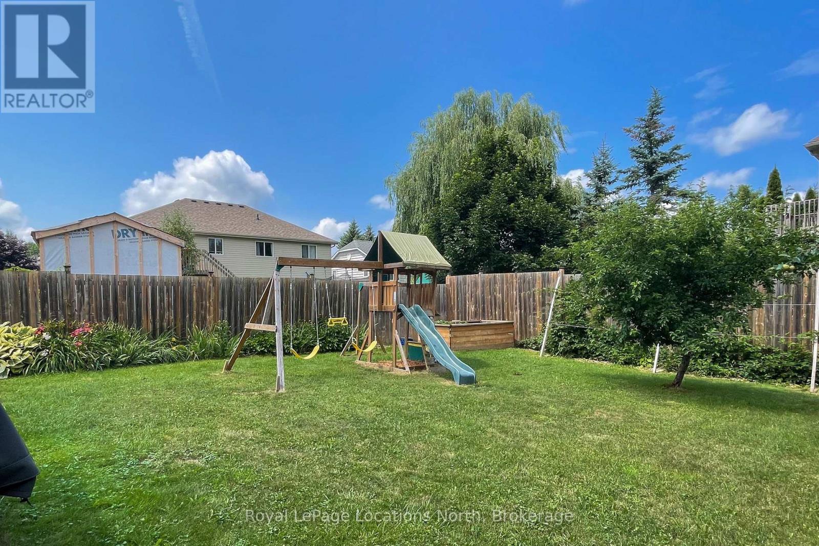 54 ALBERY COURT - 8