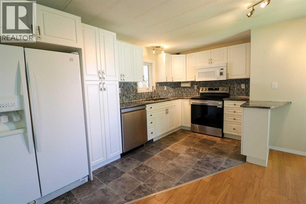 33, 2300 13 Street N - 6