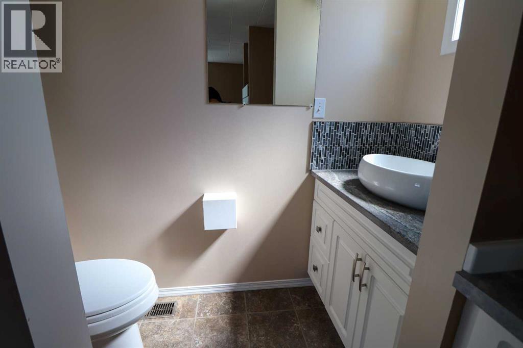 33, 2300 13 Street N - 15