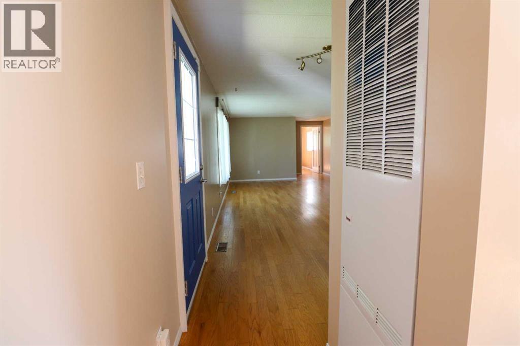 33, 2300 13 Street N - 20