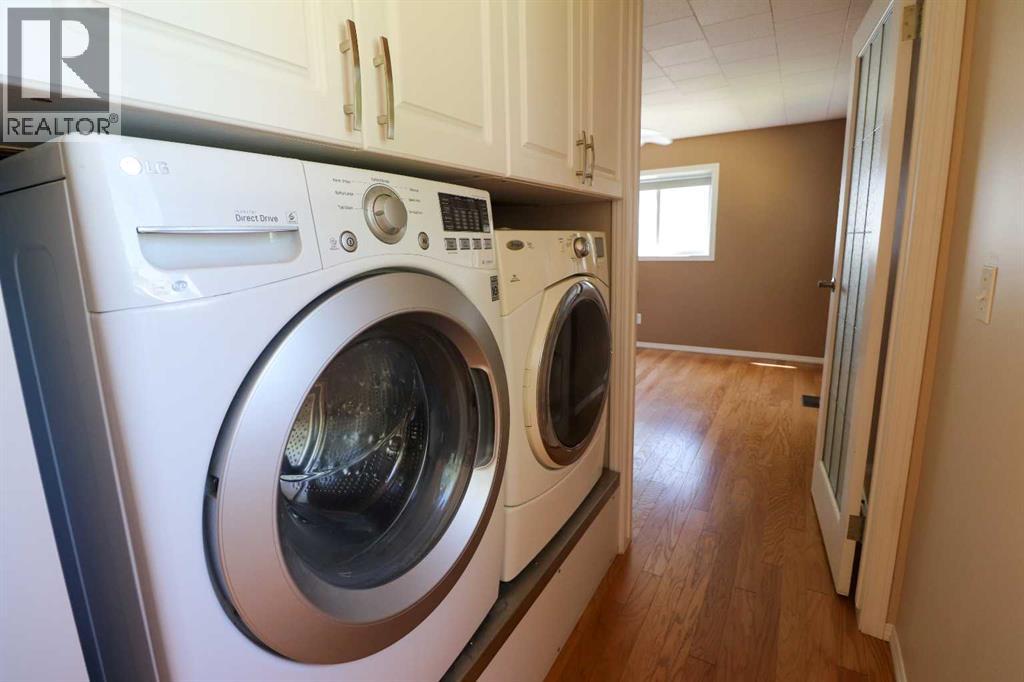 33, 2300 13 Street N - 17
