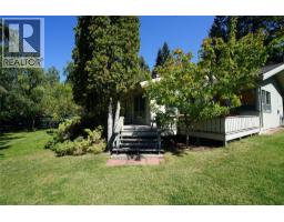 4806 Andreen Road, Windermere, BC V0B2L1 Photo 9