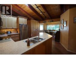 4806 Andreen Road, Windermere, BC V0B2L1 Photo 15
