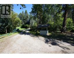 4806 Andreen Road, Windermere, BC V0B2L1 Photo 24