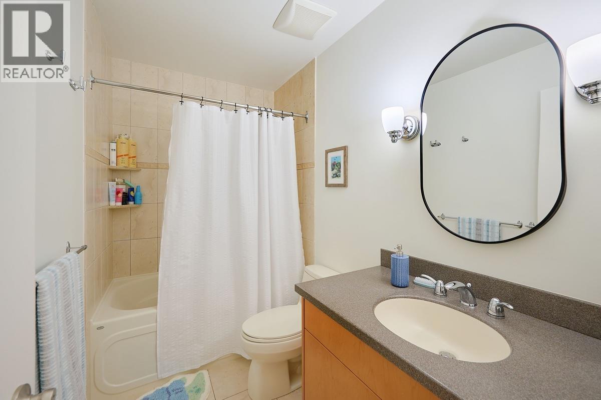 4627 HOSKINS ROAD, North Vancouver