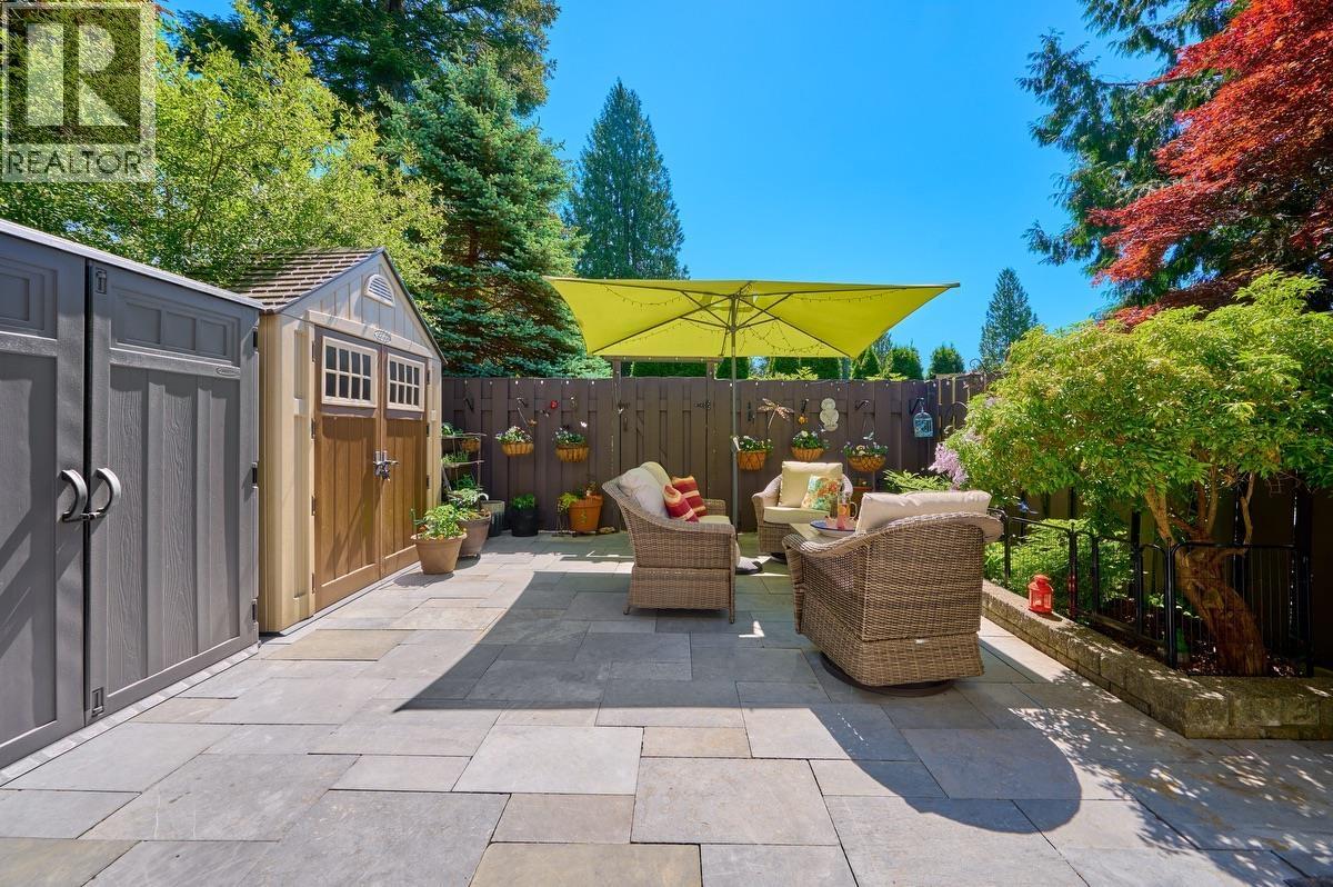 4627 HOSKINS ROAD, North Vancouver