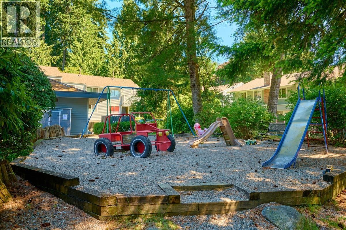 4627 HOSKINS ROAD, North Vancouver