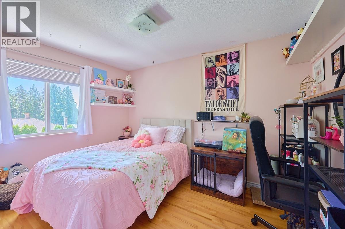 4627 HOSKINS ROAD, North Vancouver