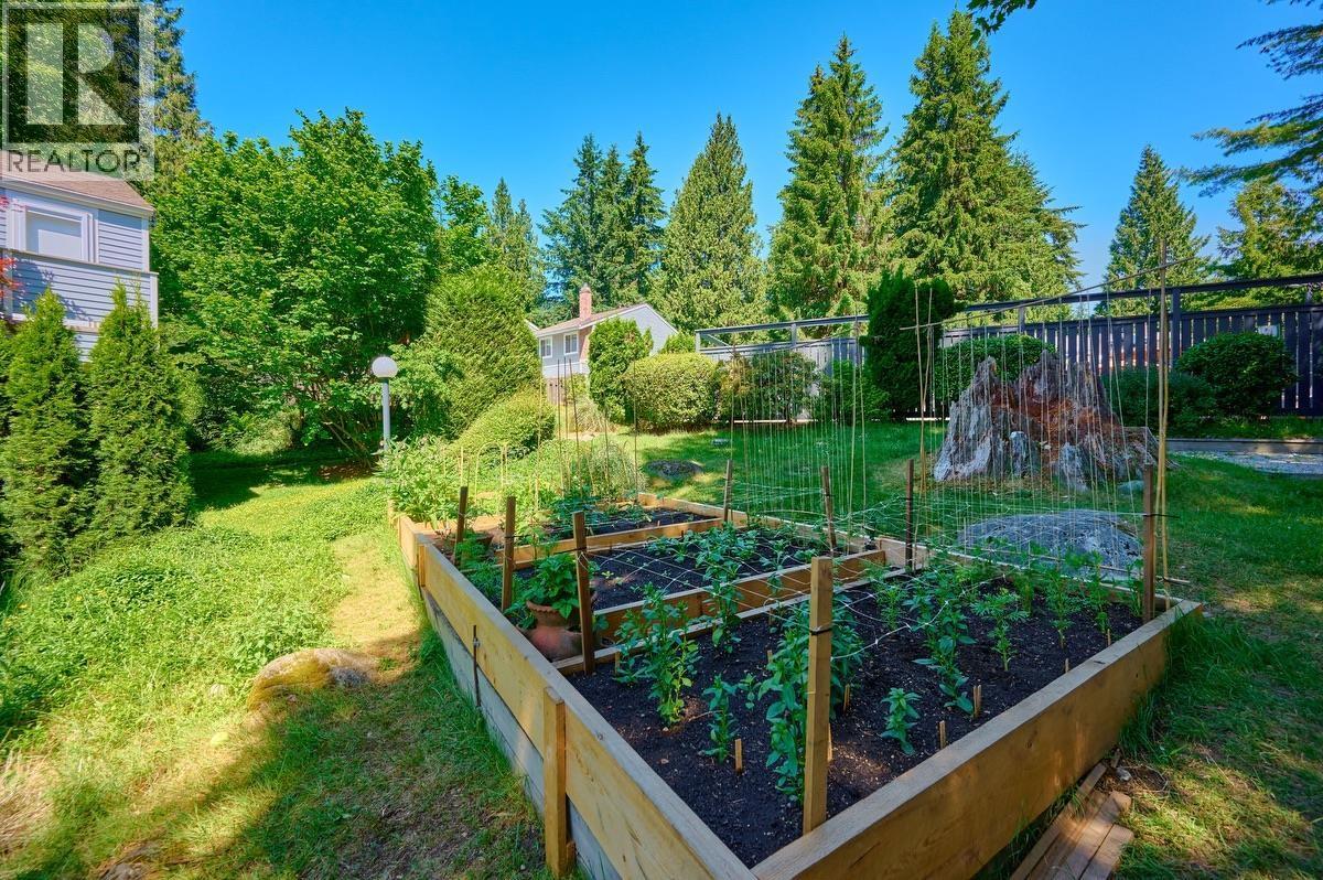 4627 HOSKINS ROAD, North Vancouver