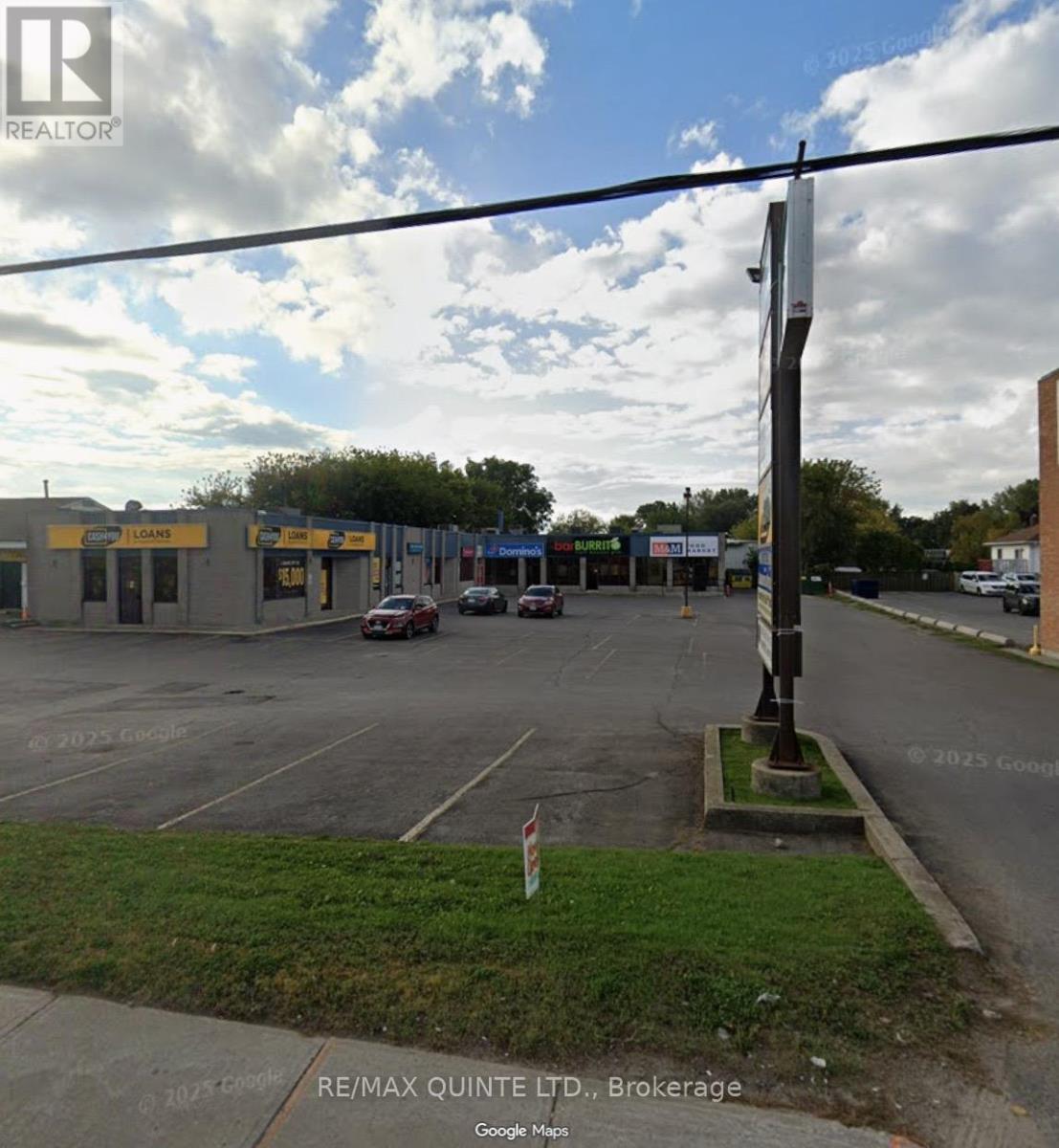 UNIT #5 - 257 DUNDAS STREET E