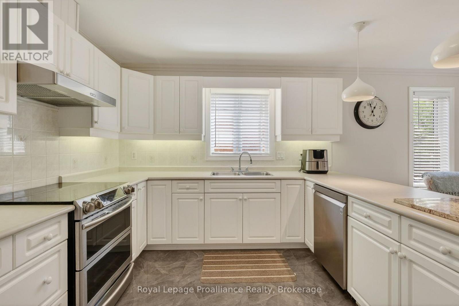 30 HEARTWOOD DRIVE - 13