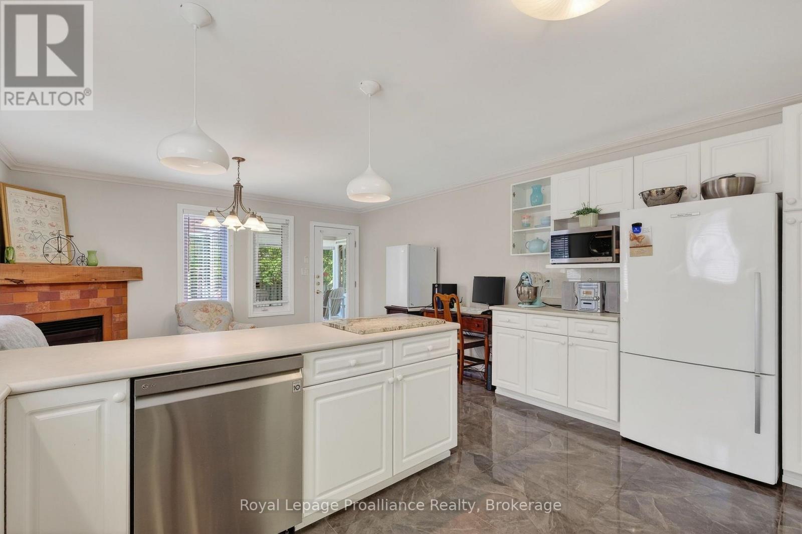 30 HEARTWOOD DRIVE - 15