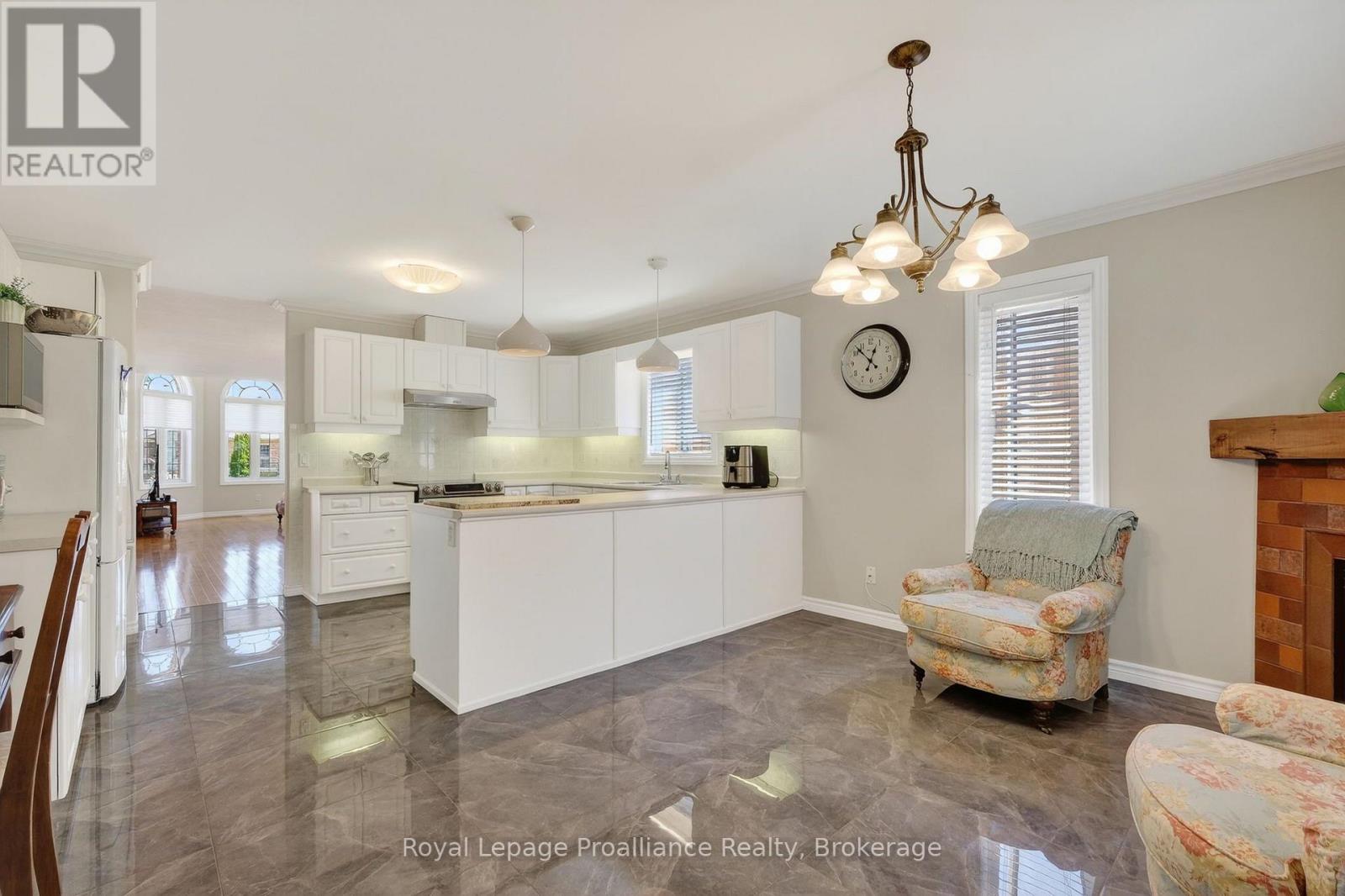30 HEARTWOOD DRIVE - 17