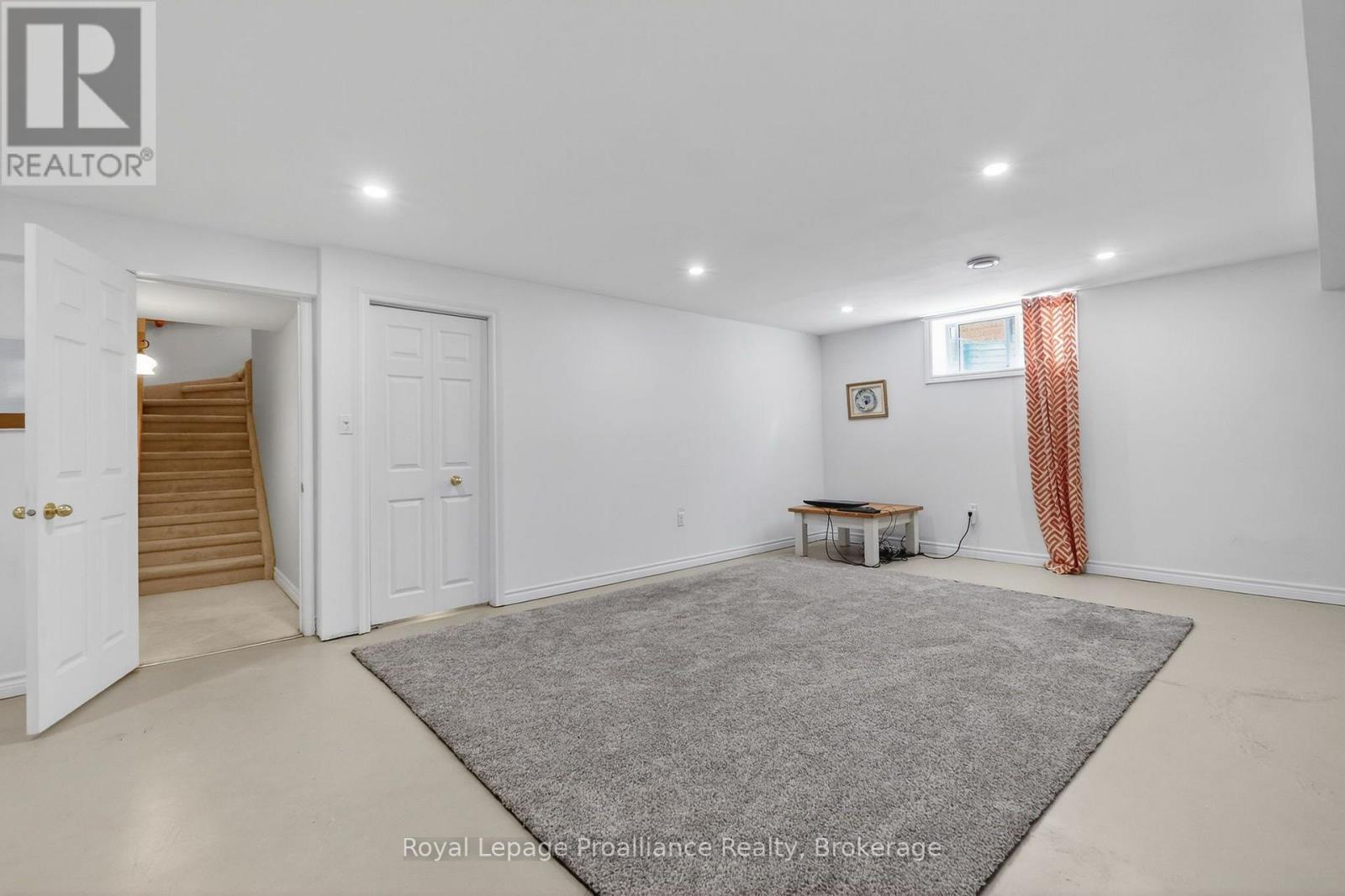 30 HEARTWOOD DRIVE - 29