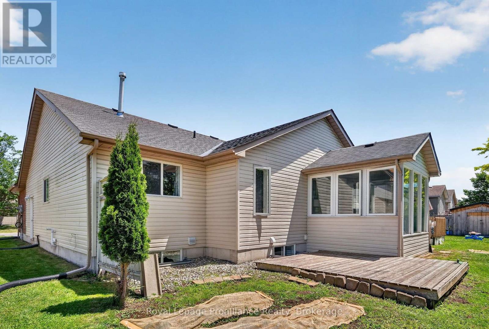 30 HEARTWOOD DRIVE - 39