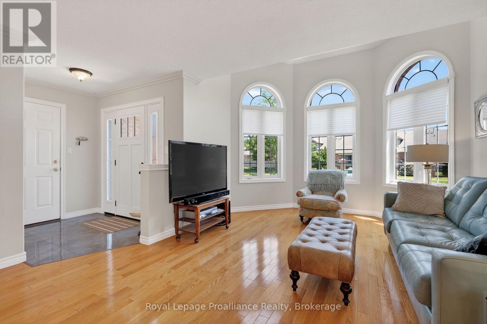 30 HEARTWOOD DRIVE - 6