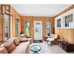 Foyer - 27 Second Street, Kawartha Lakes, ON K0M1N0 Photo 7