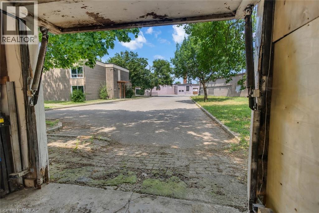 15 SALISBURY Avenue - 29