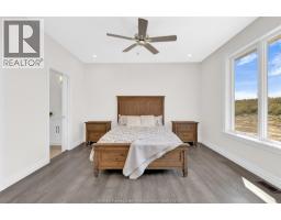 247 Dolores Street, Essex, ON N8M0C5 Photo 16