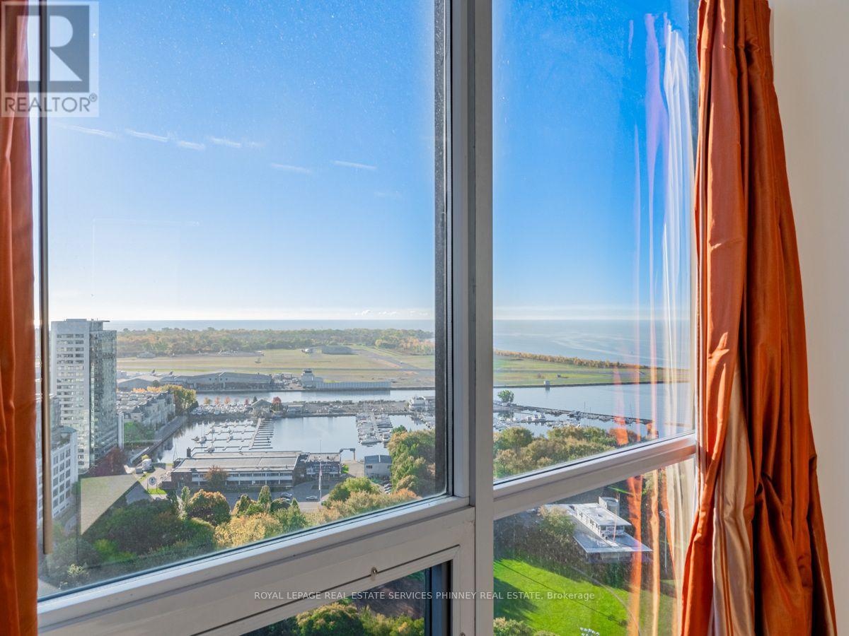 #2806 219 FORT YORK BOULEVARD - Image 13