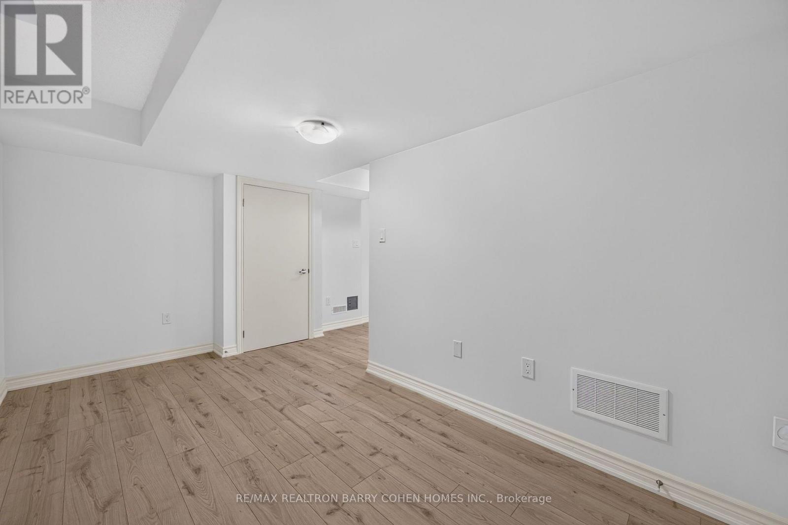 36 LUVERNE AVENUE - 22