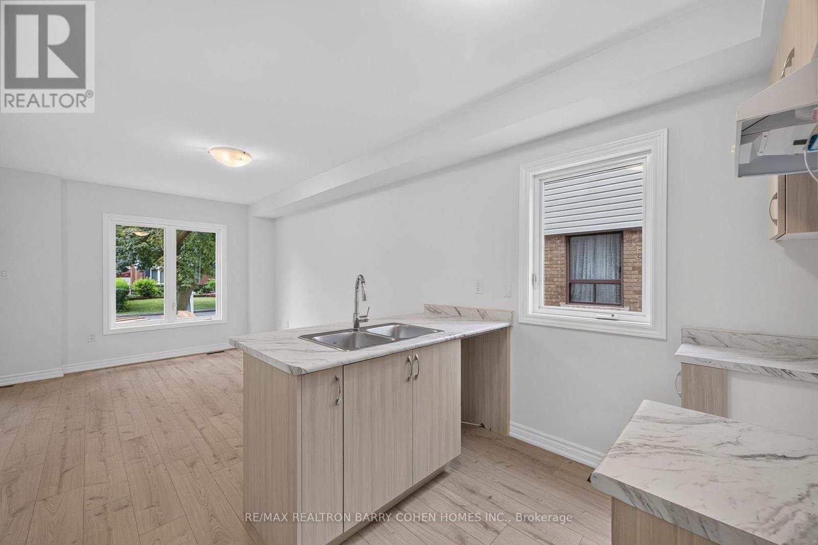 36 LUVERNE AVENUE - 4