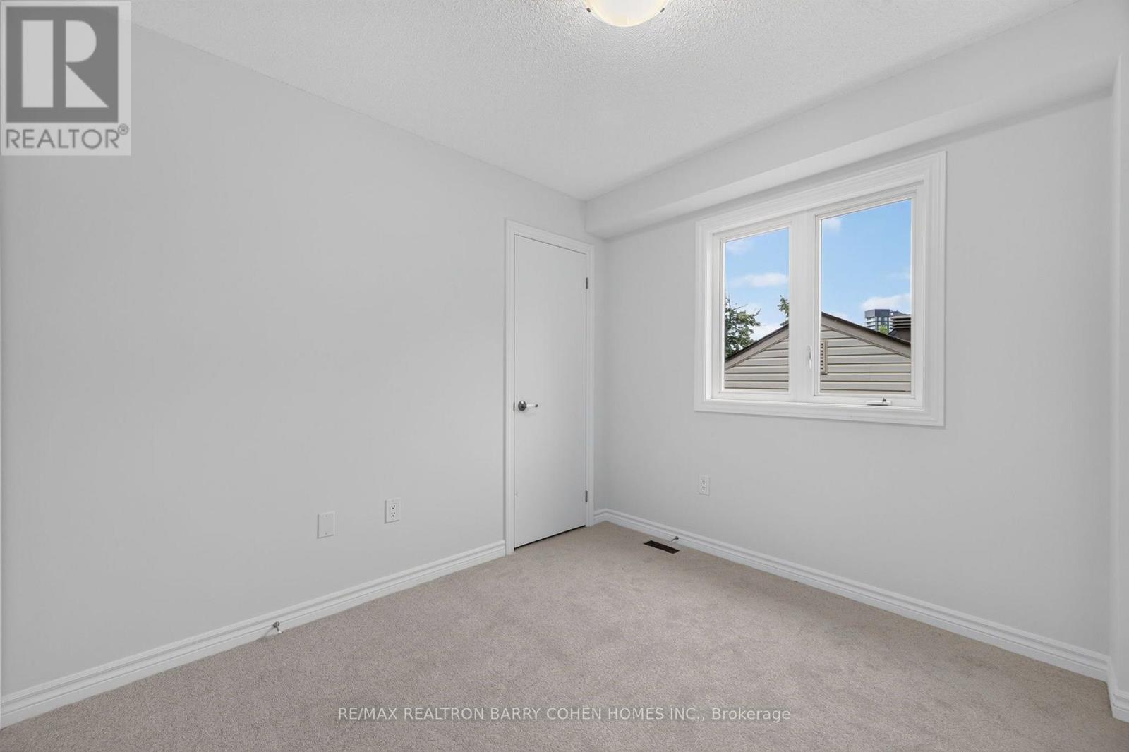 36 LUVERNE AVENUE - 9
