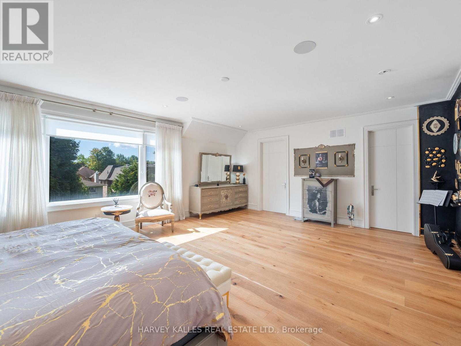 267 EMPRESS AVENUE - 22