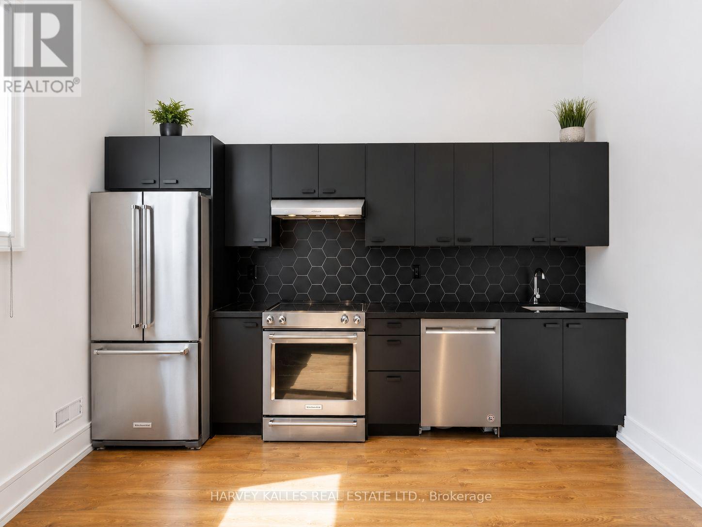 267 EMPRESS AVENUE - 42