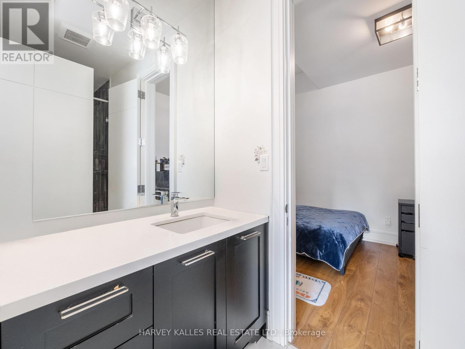 267 EMPRESS AVENUE - 44