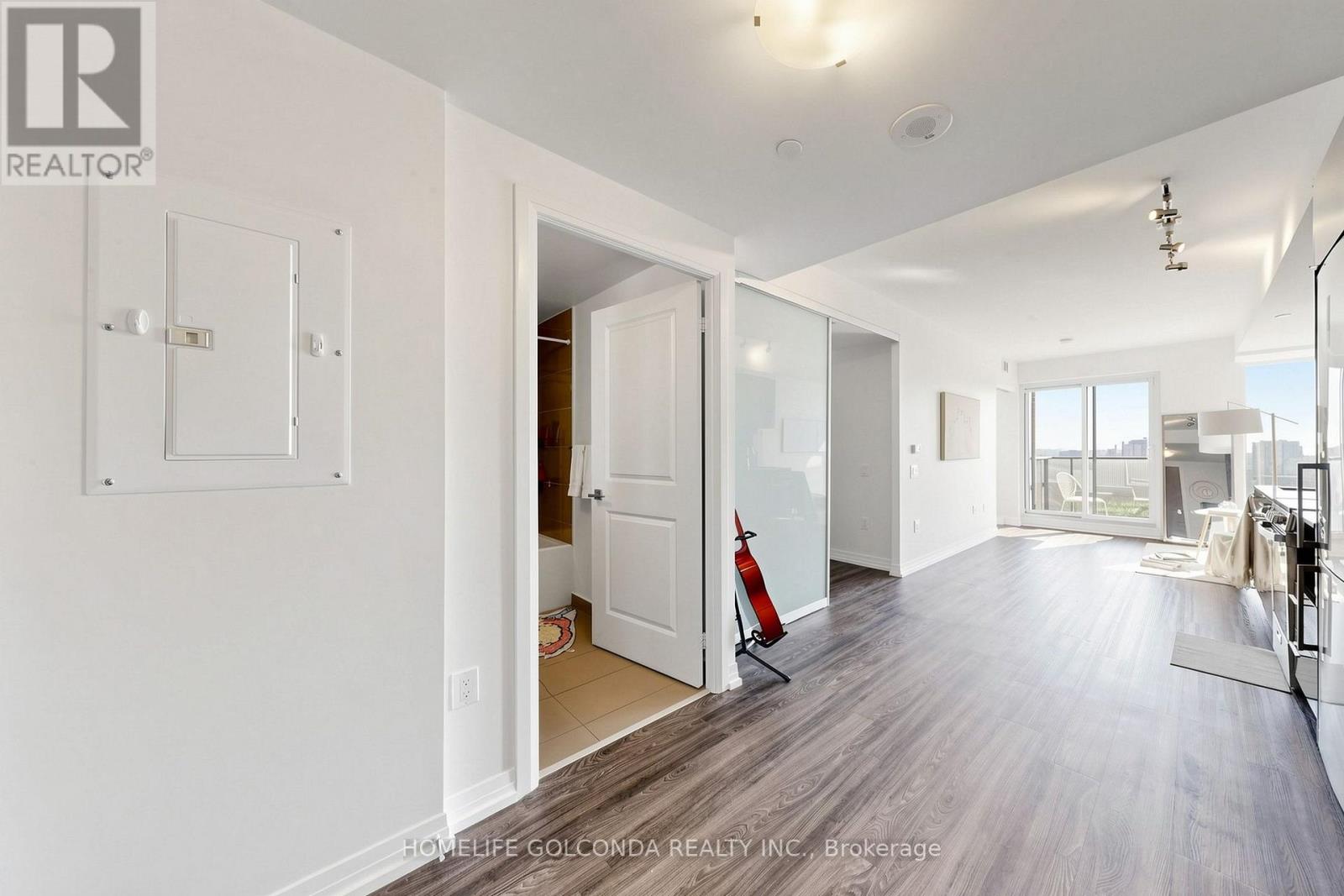 #2714 251 JARVIS STREET - 20