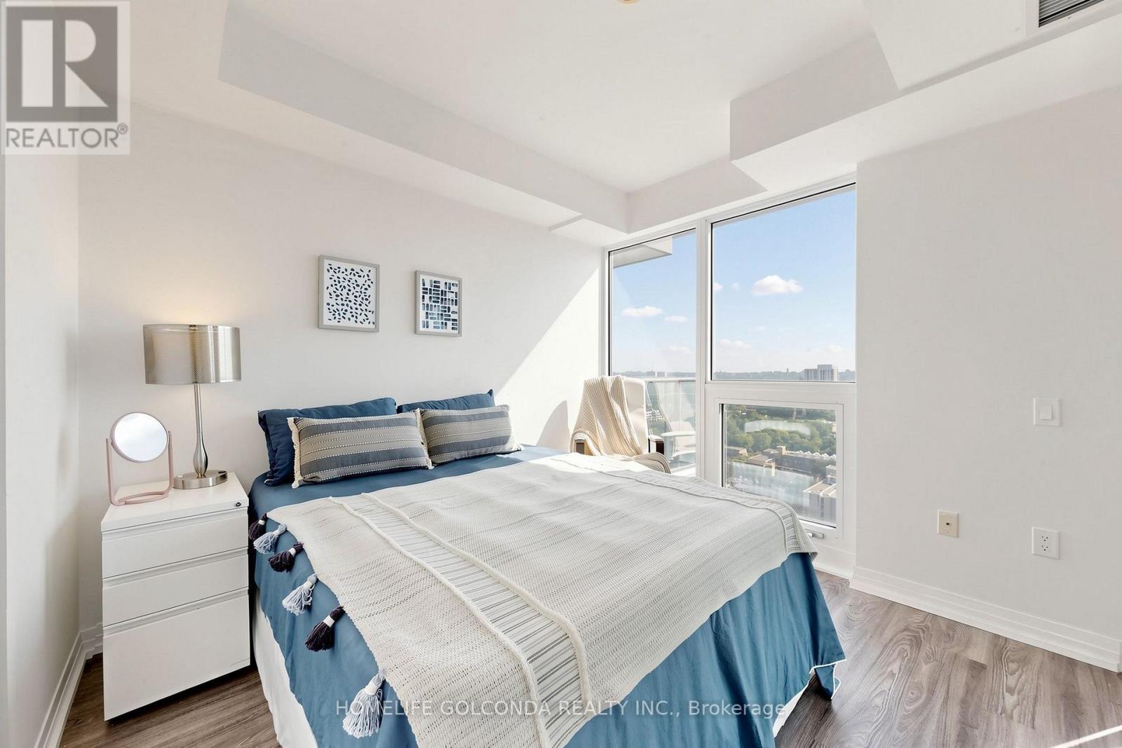 #2714 251 JARVIS STREET - 26
