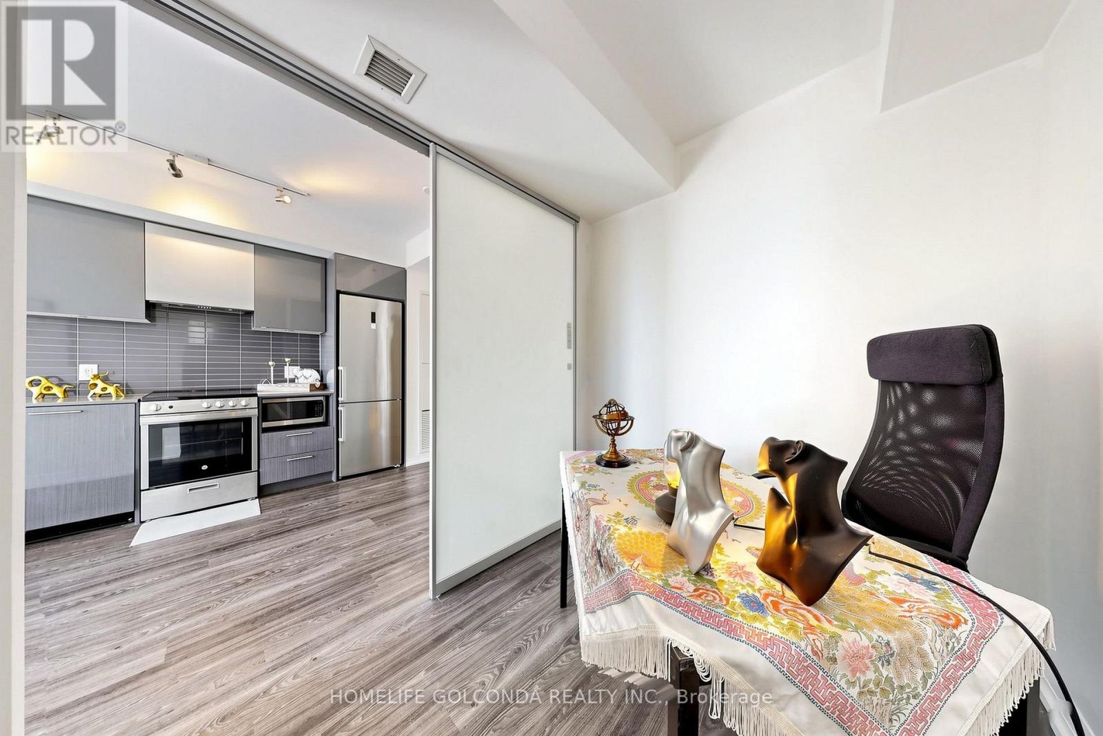 #2714 251 JARVIS STREET - 30