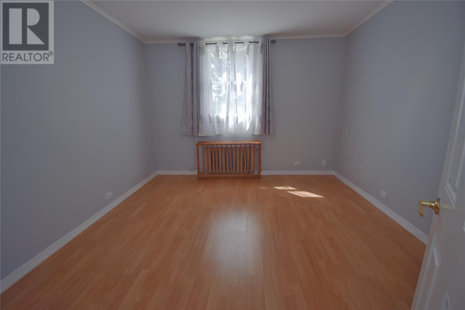 1750 Torbay Road thumbnail 11