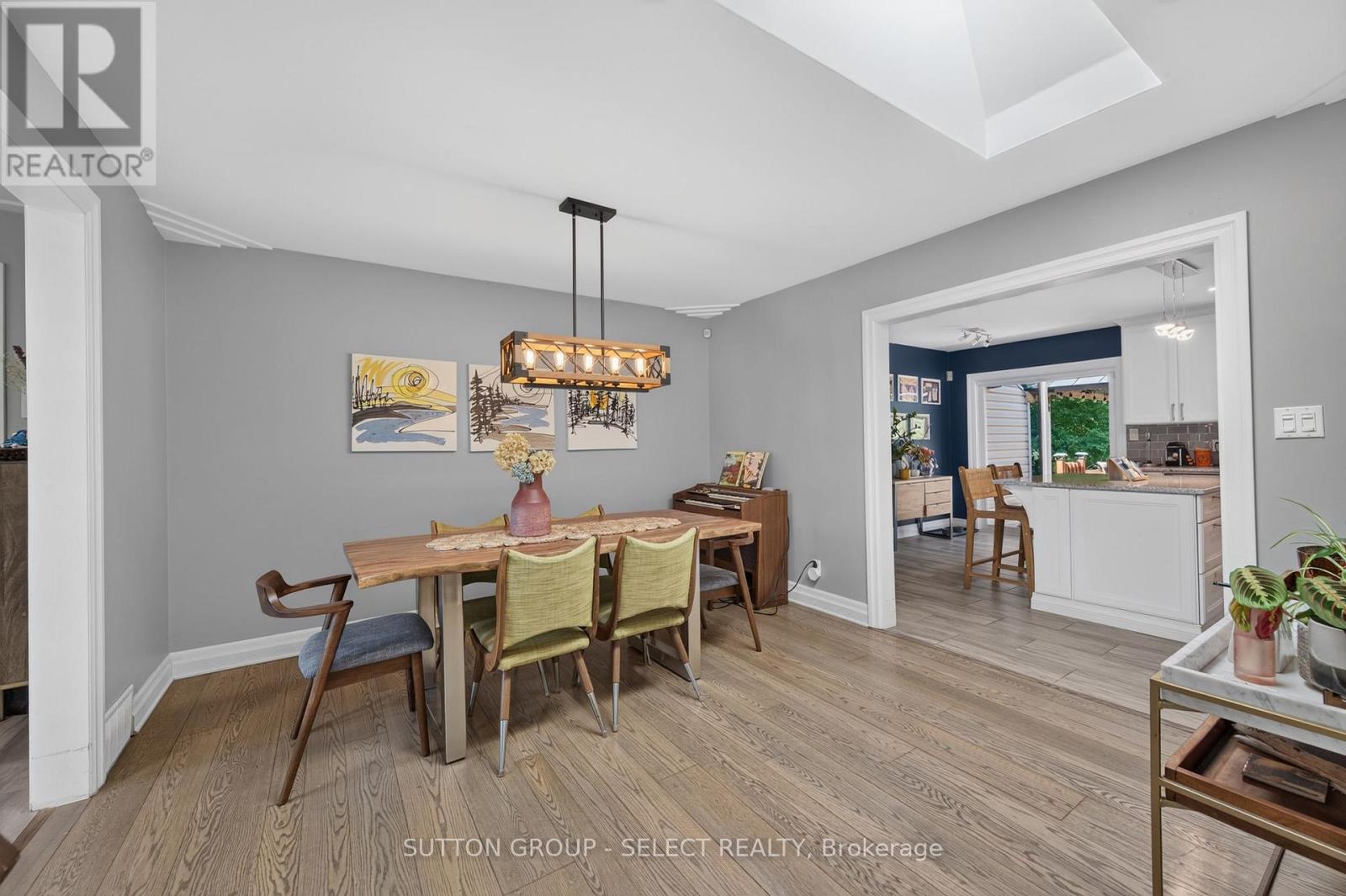 429 JARVIS STREET - 15