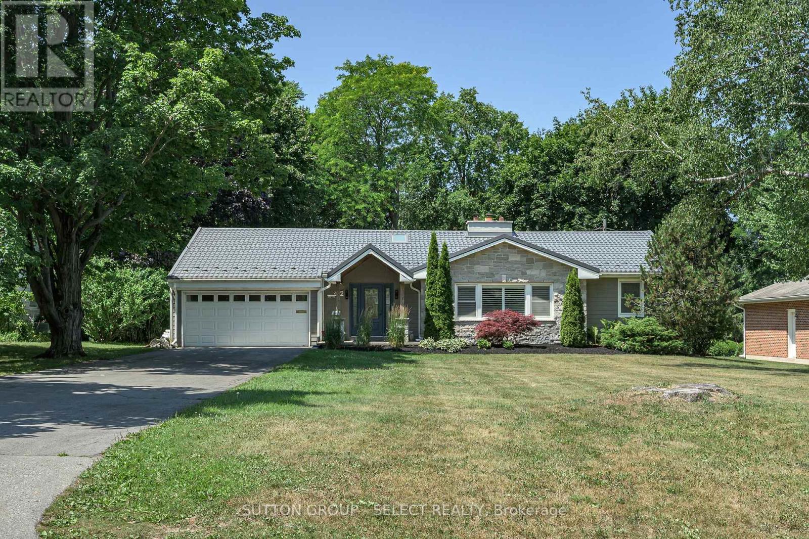 429 JARVIS STREET - 2