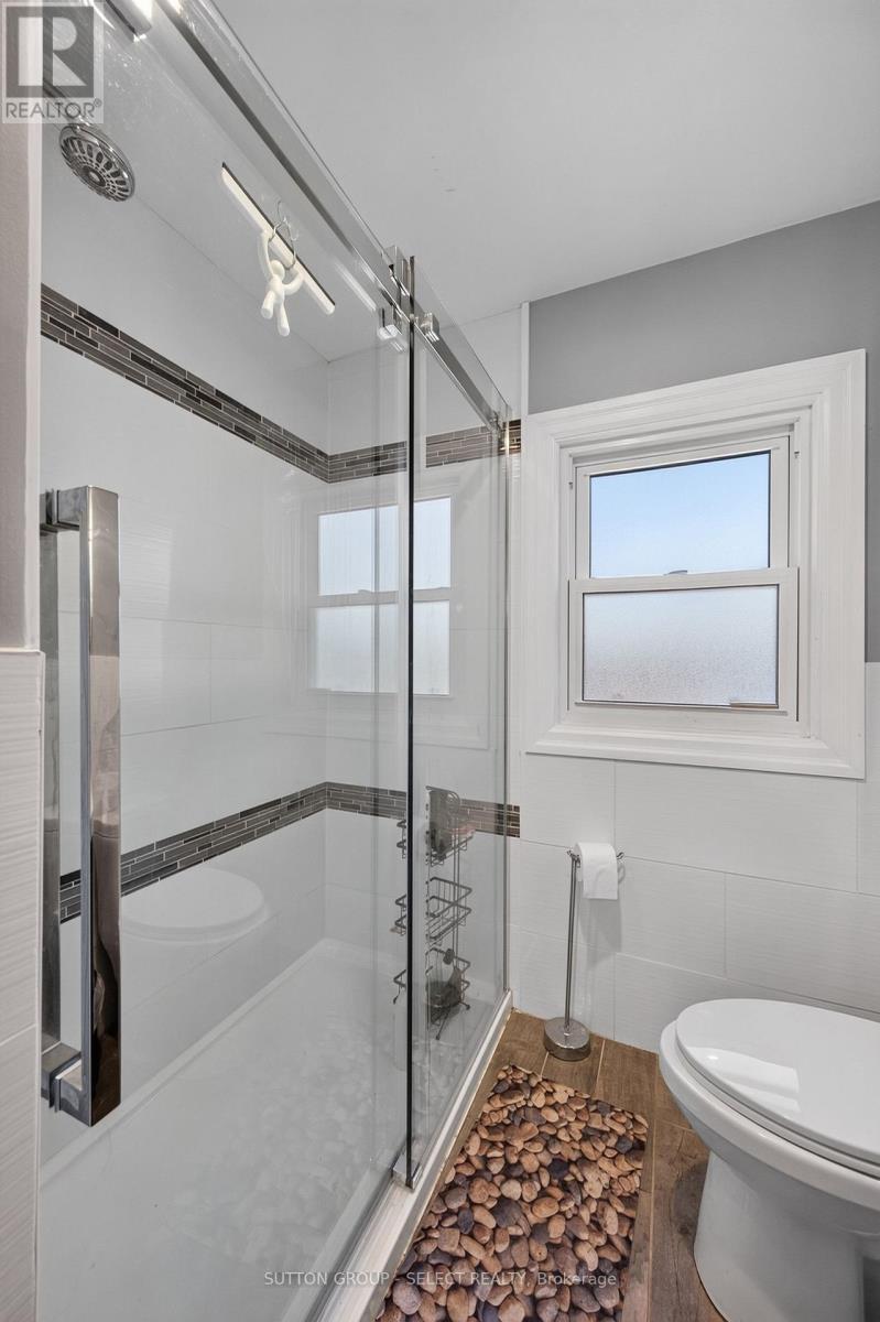 429 JARVIS STREET - 25