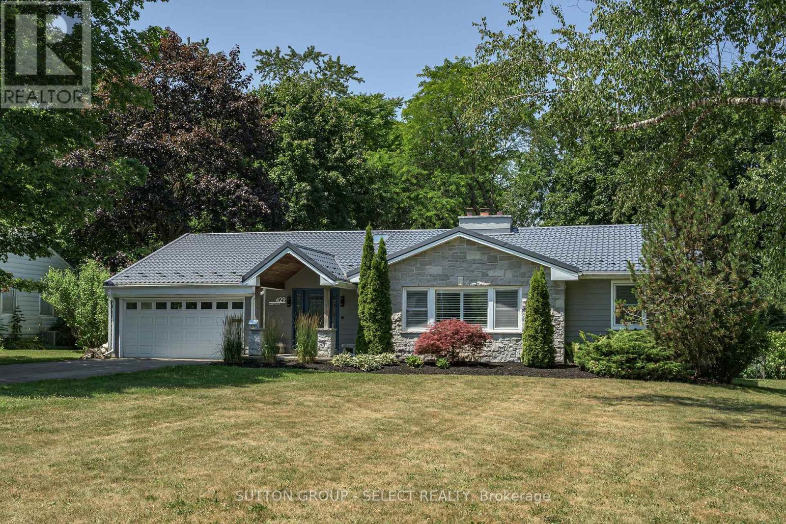 429 JARVIS STREET - 3