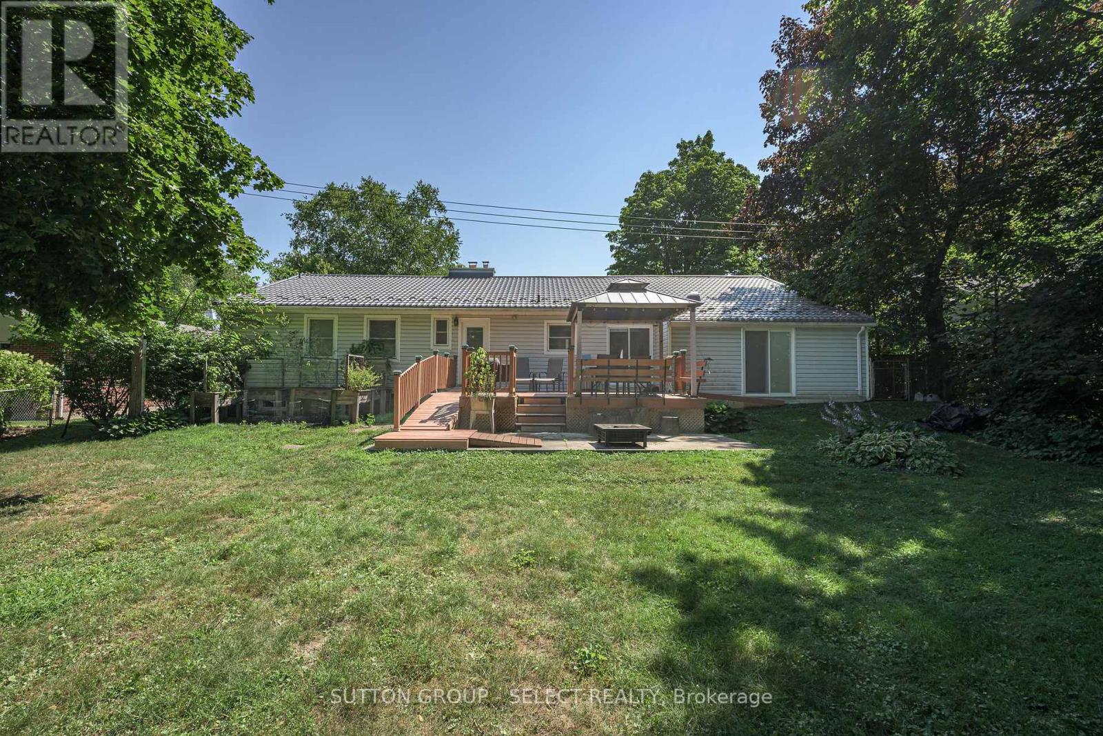 429 JARVIS STREET - 32