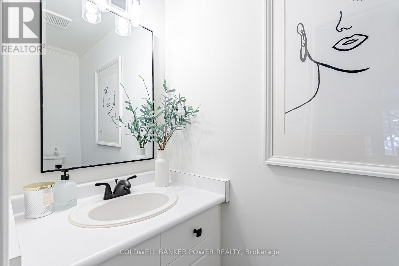 12 DAVENTRY WAY - Image 18