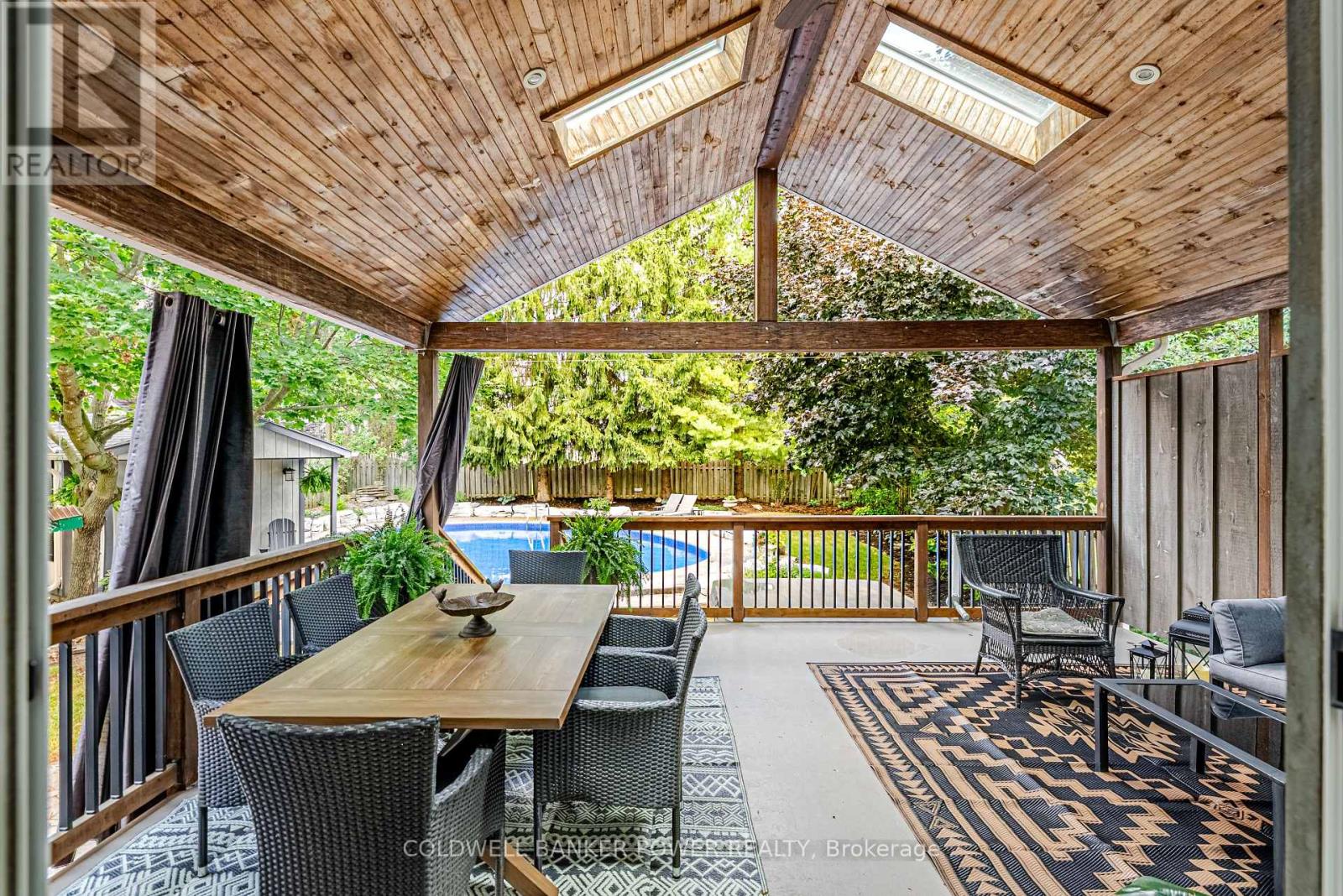 12 DAVENTRY WAY - Image 34